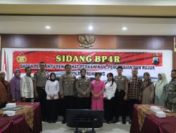 Kabag Ren & kabag SDM Pimpin Sidang 2 Personil Polres Rembang Jalani Sidang BP4R