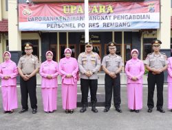 Kapolres Rembang Pimpin Upacara Korp Rapot Kenaikan Pangkat Pengabdian Bagi 4 Perwira Polres Rembang