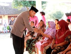 Silaturahmi Ke Tegaldowo Gunem, Kapolres Rembang Gelar Baksos Bulan Ramadhan