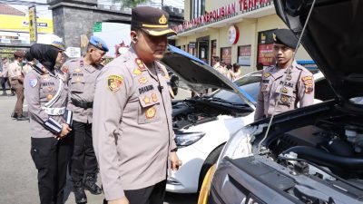 Pastikan Kesiapan Pengamanan Idul Fitri 1446 H, Kapolres Rembang Cek Langsung Peforma Ranmor R2 & R4 Milik Polres Rembang