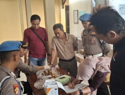 Si Propam Bersama Si Dokkes Polres Rembang Gelar Tes Urine Mendadak Bagi Personil Polres Rembang