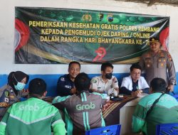 HUT Bhayangkara ke -79, Polres Rembang Gelar Bakti Kesehatan Bagi Driver Ojek Online Sekaligus Bagikan Bantuan Sosial