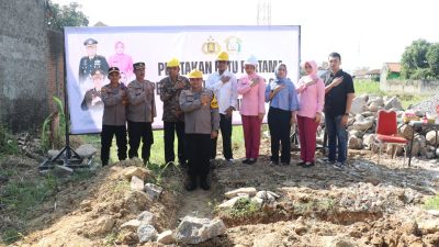 Kapolres Rembang Letakkan Batu Pertama Pembangunan Gedung SPPG untuk Dukung Program Makan Bergizi Gratis Presiden Prabowo