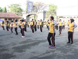 Polres Rembang Gelar Apel dan Senam Bersama untuk Jaga Kebugaran Personel