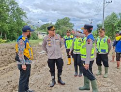 Polda Jateng Kawal Perbaikan Tanggul Jebol di Grobogan, Pastikan Arus dan Distribusi Logistik Tetap Aman