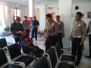 Hindari Pungli Kapolres Rembang Cek Pelayanan di Samsat Rembang