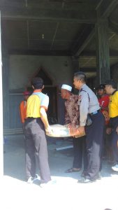 Silaturahmi Kamtibmas Polsek Kaliori Rembang Bantu Semen Untuk Renovasi Masjid