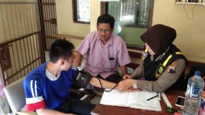 Urkes Polres Rembang Rutin Cek Kesehatan Tahanan