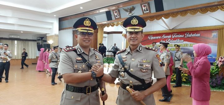 Akbp Dolly Arimaxionari Primanto Jadi Kapolres Rembang Yang Baru Tribratanews Polres Rembang