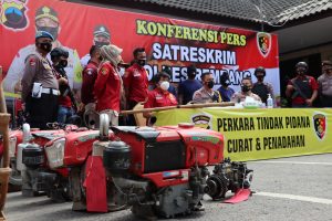 Komplotan Spesialis Pencuri Traktor Lintas Daerah Dibekuk Satreskrim Polres Rembang