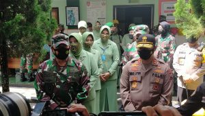 Kapolda Jateng Dampingi Pangdam IV Diponegoro Kunjungi RST dr. Asmir Kota Salatiga, Cek Pelaksanaan Vaksinasi
