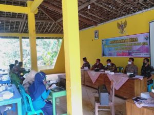 Kapolsek Gunem Rembang hadiri Acara Musyawarah Desa