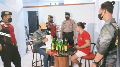 Razia Cafe di Bulan Ramadhan, Sat Resnarkoba Sita Puluhan Barang Bukti Miras
