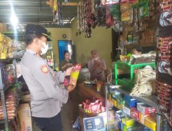 Kapolsek Gunem Rembang Turun Langsung Pantau Ketersediaan Minyak Goreng di Pasaran