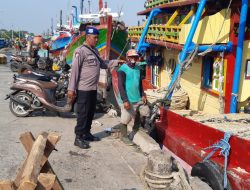 Patroli Perairan, Sat Polairud Polres Rembang Himbau Nelayan Perhatikan Keselamatan Melaut