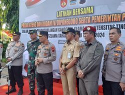 Sinergitas TNI Polri dan Pemprov Jateng Gelar Simulasi Pengamanan VIP Pemilu 2024 di Simpang Lima