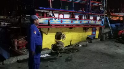 Patroli Pelabuhan, Sat Polairud Polres Rembang Antisipasi Tindak Kriminal Di Jam Rawan