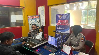 Masih Ops Zebra Candi 2023, Kali Ini Sat Lantas Polres Rembang Sosialisasi Lewat Radio Pop FM Rembang