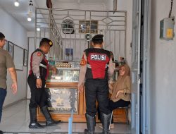 Toko Emas “BINTANG” Komplek Pasar Rembang Jadi Sasaran Patroli Rutin Sat Samapta Polres Rembang