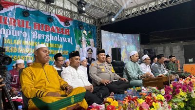 Peringatan Maulid Nabi Muhammad & Hari Santri, Kapolres Rembang Hadir dalam Selopuro Bersholawat