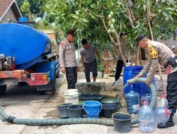 Dukuh Ngemplak & Bangeran Desa Kalitengah Pancur Jadi Sasaran Bantuan Air Bersih Jajaran Polsek Pancur