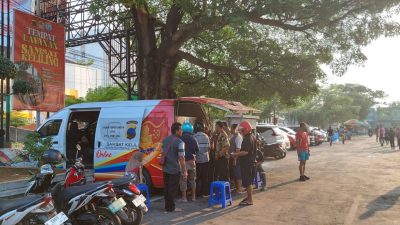 Mudahkan Masyarakat & Bisa Bayar Pajak Di Hari Libur, Pelayanan Prima Samsat Keliling Satlantas Polres Rembang