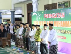 Anggota Polres Rembang Hadiri Acara Peringatan Isra Mi’raj di Masjid Agung Rembang