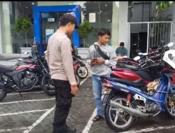 Gelar Edukasi Larangan Knalpot Tidak Sesuai Spesifikasi Teknis, Polsek Sluke Sasar Pertokoan