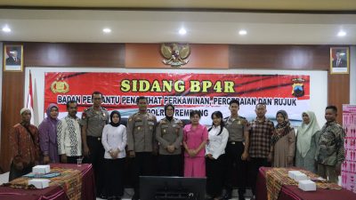 Kabag Ren & kabag SDM Pimpin Sidang 2 Personil Polres Rembang Jalani Sidang BP4R