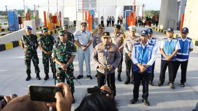 Kapolri Tinjau Gerbang Tol Prambanan Klaten, Cek Kesiapan Tol Fungsional Jelang Nataru