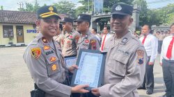 Aksi Teladan Aiptu Suwarjo 15 Tahun Jadi Marbot Masjid, Di Hadiahi Reward Oleh Kapolres Rembang