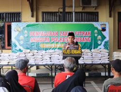 Menjelang Hari Raya Idul Fitri 1446 H, Polres Rembang Menyalurkan Zakat Fitrah