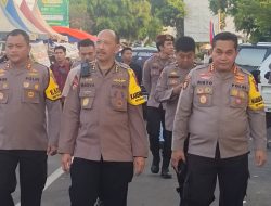 Di Akhir Ops Ketupat Candi, Karo Ops dan Dir Samapta Polda Jateng Meninjau Pos Yan Alun Alun Rembang