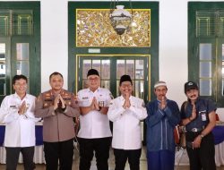 Kapolres Rembang Hadiri Giat Halal Bihalal Hari Raya Idul Fitri 1446 H Bersama Forkopimda