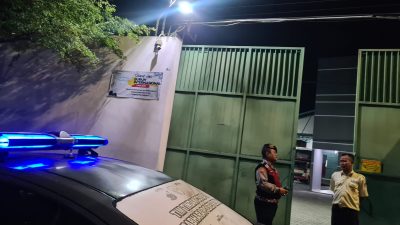 Patroli Malam Hari Satgas Samapta Polres Rembang, Dialogis Dengan Petugas Keamanan Himbau Waspada Premanisme