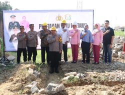 Kapolres Rembang Letakkan Batu Pertama Pembangunan Gedung SPPG untuk Dukung Program Makan Bergizi Gratis Presiden Prabowo