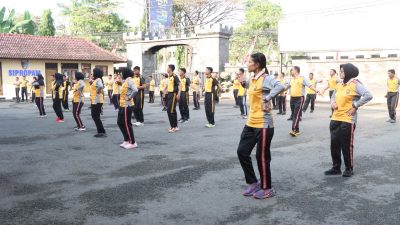 Polres Rembang Gelar Apel dan Senam Bersama untuk Jaga Kebugaran Personel