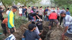 Kapolres Rembang Bersama PJU dan Bhayangkari Laksanakan Takziyah ke Rumah Duka Istri Kapolsek Sumber