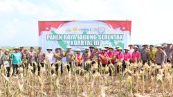 Polres Rembang Gelar Panen Raya Jagung Serentak Kuartal III di Desa Weton
