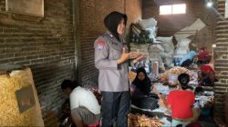 Brigpol Via Ayu Claudia Bhabinkamtibmas penggerak ekonomi di Kudus melalui UMKM di Desa Binaan