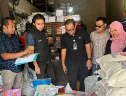 Tim Gabungan Tinjau Harga Beras di Pasar Rembang, Pastikan Tetap Sesuai HET