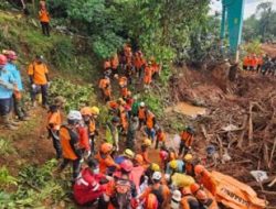 Perkembangan Operasi SAR, Pelayanan Kesehatan, dan Trauma Healing Longsor Cibeunying