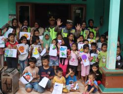 Kembali Hadir, Polres Purbalingga Bantu Evakuasi Barang Warga, dan Berikan Layanan Kesehatan serta Bantuan Sosial