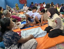 Tim Trauma Healing Polda Jateng Dampingi Korban Longsor di Cilacap dan Banjarnegara, Lindungi Warga dari Guncangan Psikologis Pasca Bencana