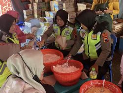 Bawakan Selimut dan Sembako Bagi Pengungsi, Polres Purbalingga Kembali Hadir untuk Warga Terdampak Bencana