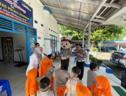 Satlantas Polres Rembang Tanamkan Budaya Tertib Lalu Lintas Sejak Dini Melalui Polsanak TK Al Furqon