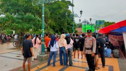 Pelayanan Masyarakat, Polsek Rembang Kota Berikan Pengamanan Nobar Liga 4 di Alun-Alun Rembang
